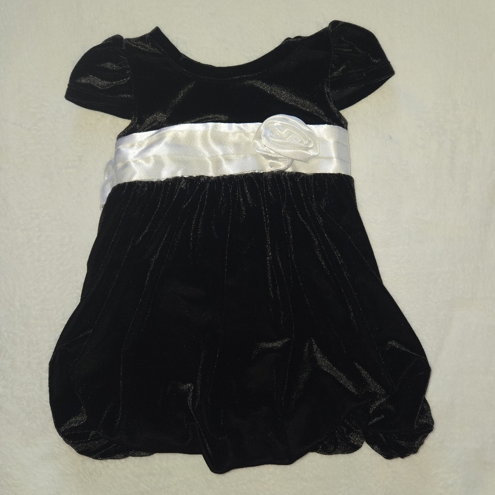 Sweet Heart Roses 18M Velvet Balloon Dress Satin Sash & Rose Posh Vintage Baby - Picture 9 of 16
